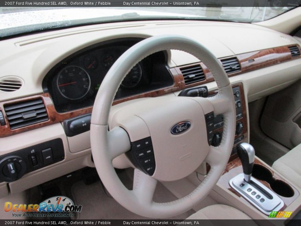 2007 Ford Five Hundred SEL AWD Steering Wheel Photo #25