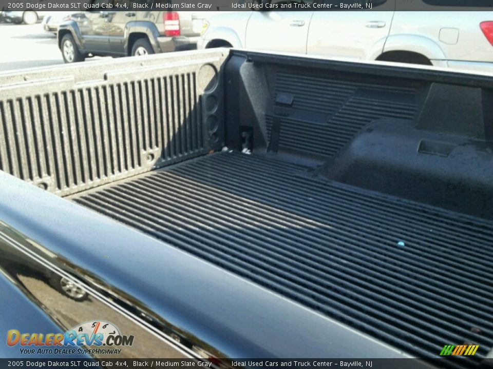 2005 Dodge Dakota SLT Quad Cab 4x4 Black / Medium Slate Gray Photo #14