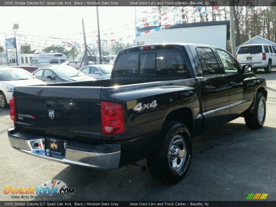 2005 Dodge Dakota SLT Quad Cab 4x4 Black / Medium Slate Gray Photo #15