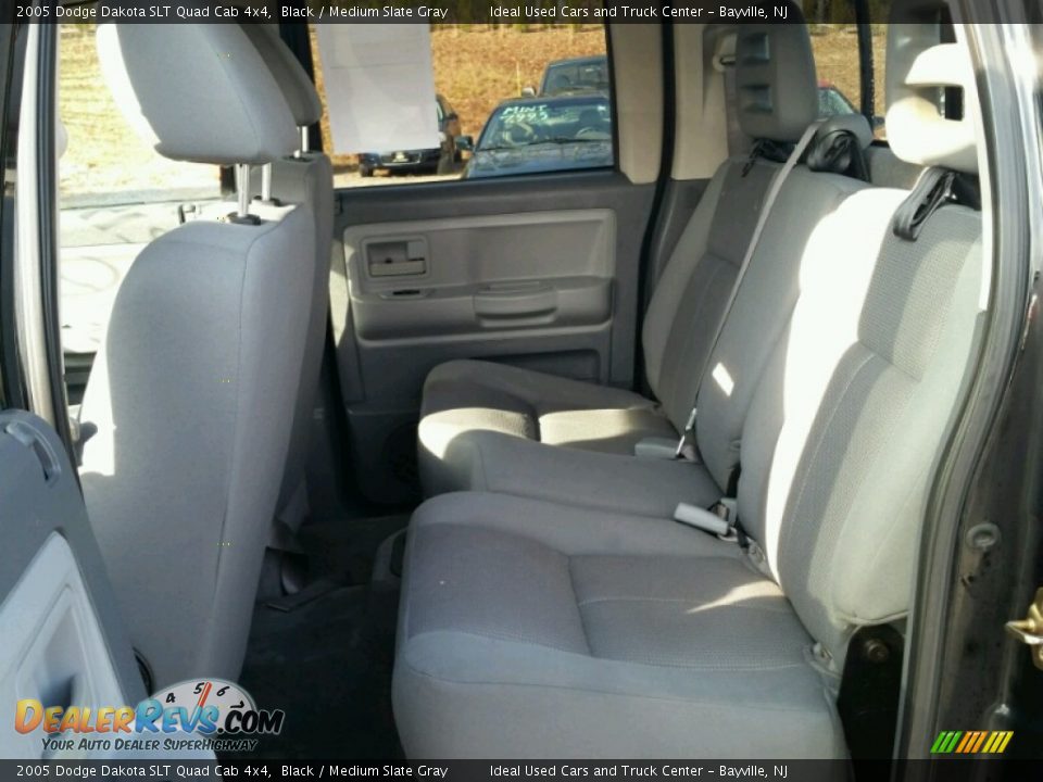 2005 Dodge Dakota SLT Quad Cab 4x4 Black / Medium Slate Gray Photo #22