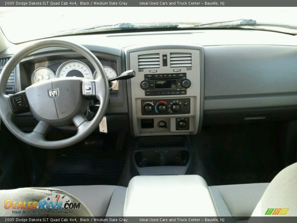 2005 Dodge Dakota SLT Quad Cab 4x4 Black / Medium Slate Gray Photo #23