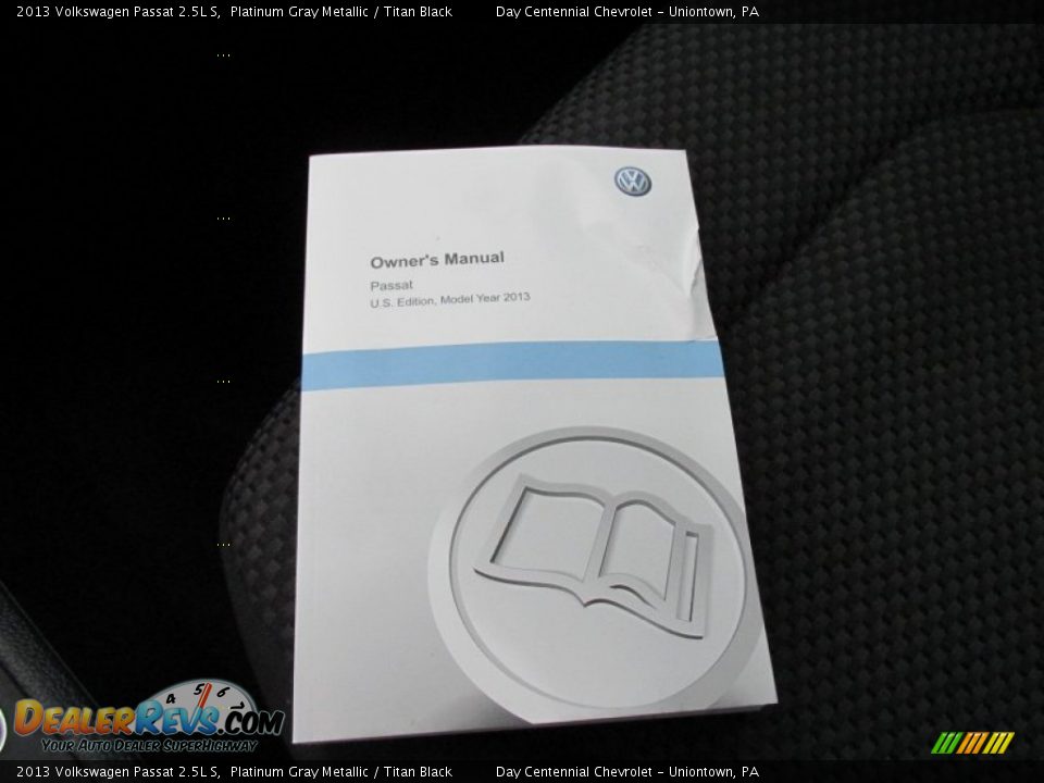 2013 Volkswagen Passat 2.5L S Platinum Gray Metallic / Titan Black Photo #32