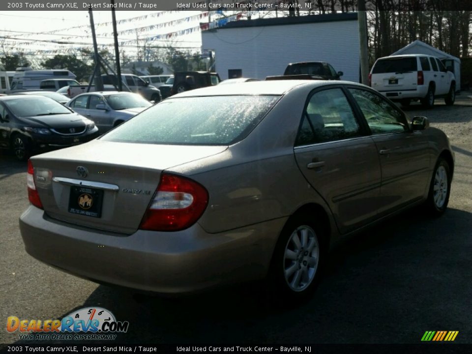 2003 Toyota Camry XLE Desert Sand Mica / Taupe Photo #14