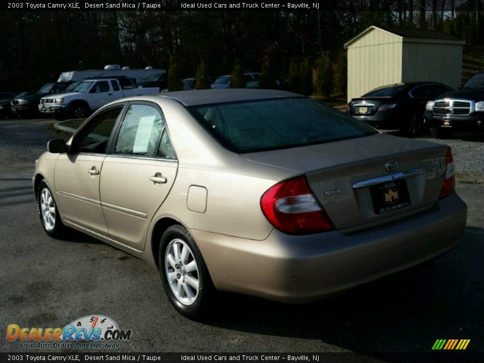 2003 Toyota Camry XLE Desert Sand Mica / Taupe Photo #16