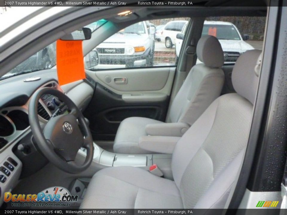 Ash Gray Interior - 2007 Toyota Highlander V6 4WD Photo #4