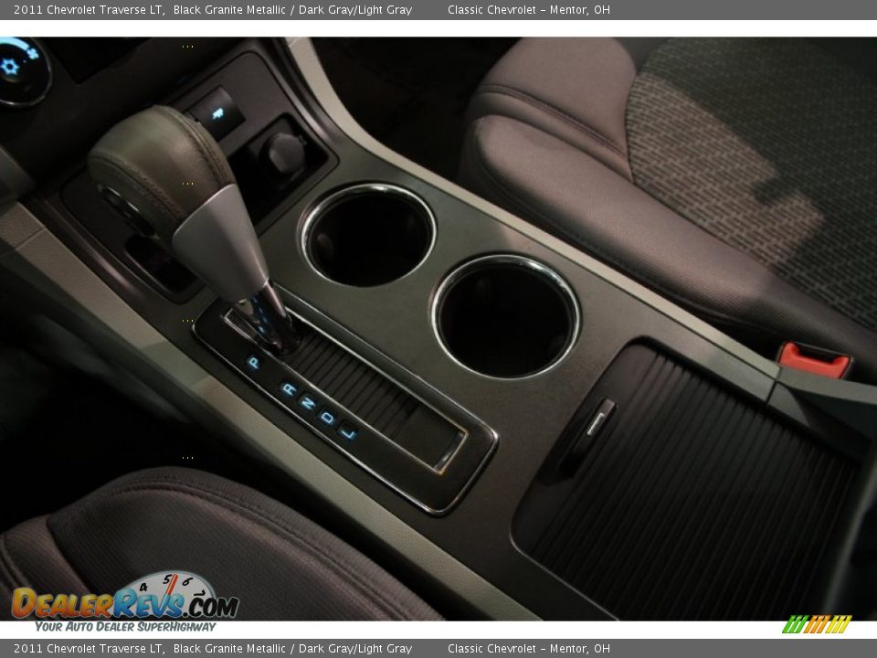 2011 Chevrolet Traverse LT Black Granite Metallic / Dark Gray/Light Gray Photo #9