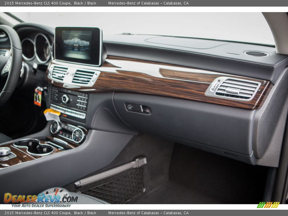Dashboard of 2015 Mercedes-Benz CLS 400 Coupe Photo #8