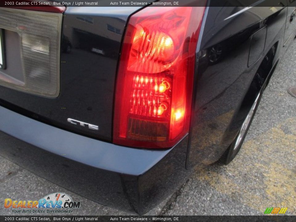 2003 Cadillac CTS Sedan Blue Onyx / Light Neutral Photo #34