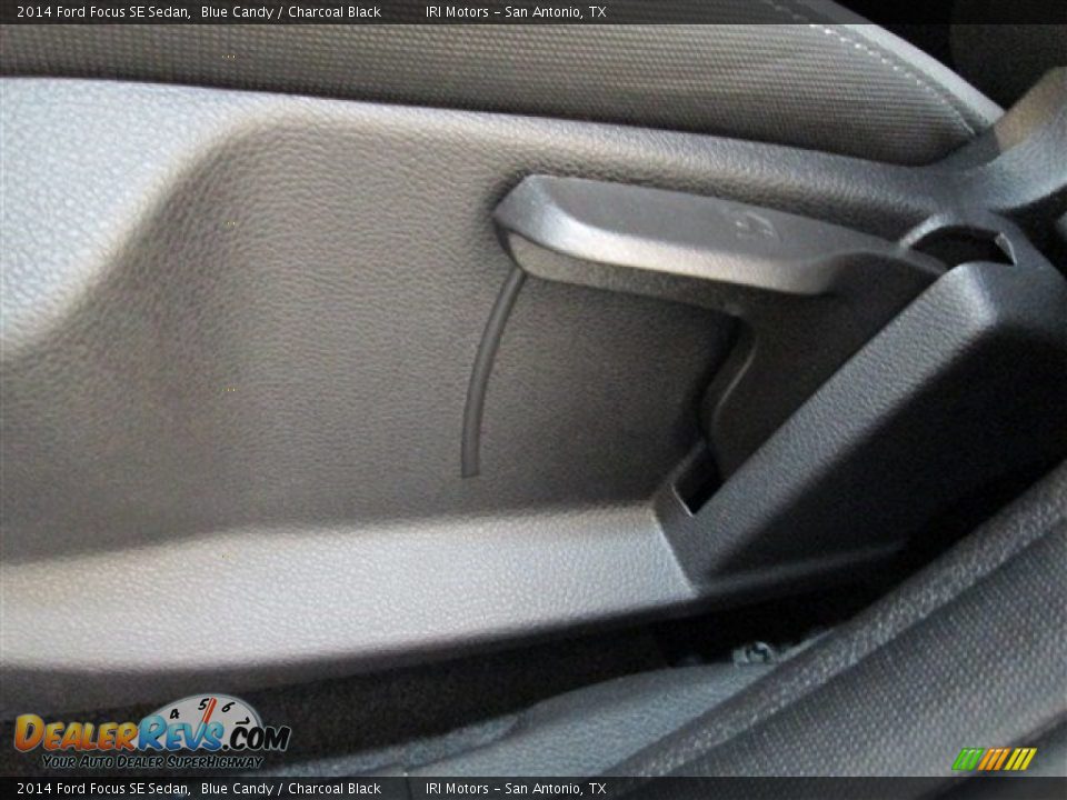 2014 Ford Focus SE Sedan Blue Candy / Charcoal Black Photo #15