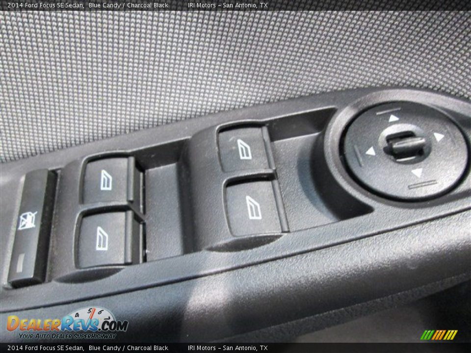2014 Ford Focus SE Sedan Blue Candy / Charcoal Black Photo #19
