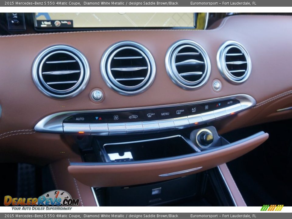 Controls of 2015 Mercedes-Benz S 550 4Matic Coupe Photo #59
