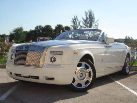 English White Rolls-Royce Phantom Drophead Coupe .  Click to enlarge.