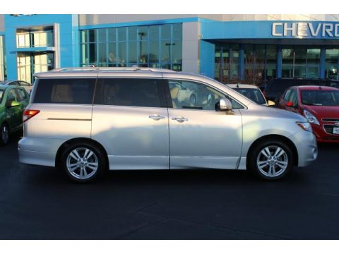 Brilliant Silver Nissan Quest 3.5 SL.  Click to enlarge.