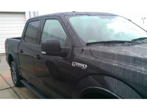 Tuxedo Black Metallic Ford F150 XLT SuperCrew.  Click to enlarge.