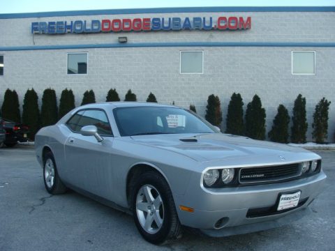 Bright Silver Metallic Dodge Challenger SE.  Click to enlarge.