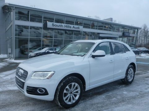 Glacier White Metallic Audi Q5 2.0 TFSI Premium Plus quattro.  Click to enlarge.