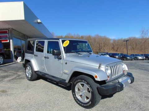 Bright Silver Metallic Jeep Wrangler Unlimited Sahara 4x4.  Click to enlarge.