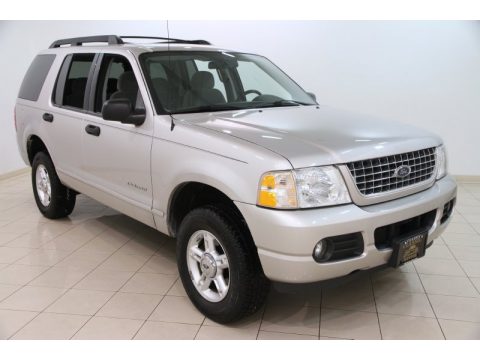 Silver Birch Metallic Ford Explorer XLT 4x4.  Click to enlarge.