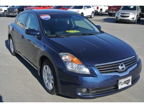 Navy Blue Metallic Nissan Altima 2.5 S.  Click to enlarge.