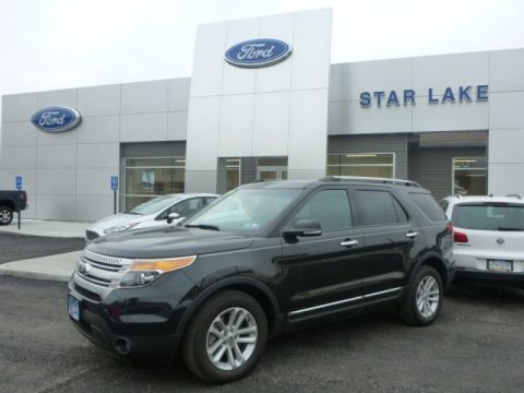 Tuxedo Black Metallic Ford Explorer XLT 4WD.  Click to enlarge.