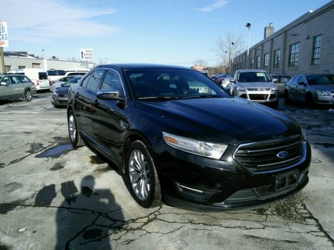 Tuxedo Black Ford Taurus Limited.  Click to enlarge.