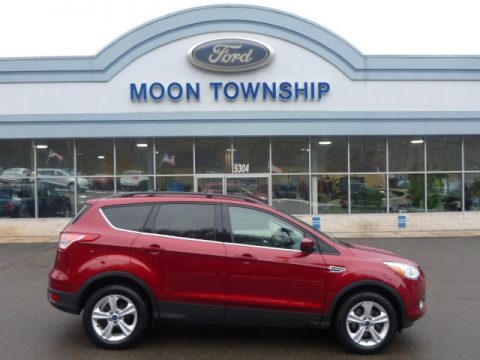 Ruby Red Metallic Ford Escape SE 1.6L EcoBoost 4WD. Click to enlarge. Ruby Red Metallic Ford Escape SE 1.6L EcoBoost 4WD. Click to enlarge.