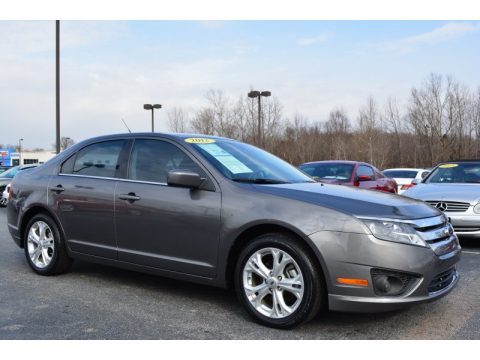 Sterling Grey Metallic Ford Fusion SE.  Click to enlarge.