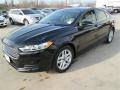 Front 3/4 View of 2015 Ford Fusion SE #6