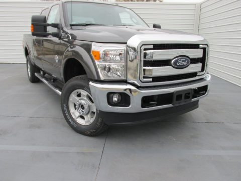 Magnetic Ford F250 Super Duty XLT Crew Cab 4x4.  Click to enlarge.