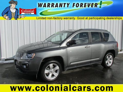 Mineral Gray Metallic Jeep Compass Latitude 4x4.  Click to enlarge.