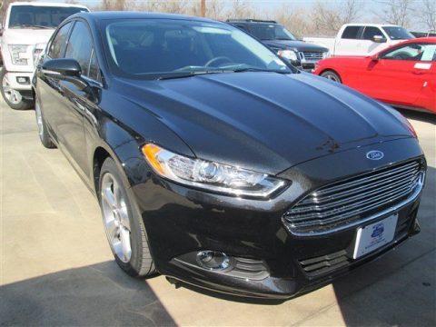 Tuxedo Black Metallic Ford Fusion SE. Click to enlarge. Tuxedo Black Metallic Ford Fusion SE. Click to enlarge.