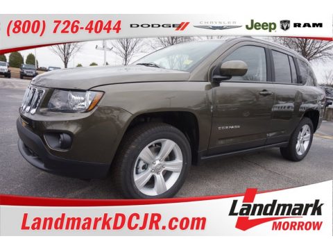 Eco Green Pearl Jeep Compass Latitude.  Click to enlarge.