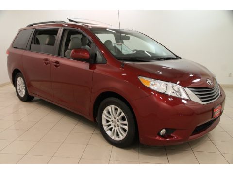 Salsa Red Pearl Toyota Sienna XLE.  Click to enlarge.