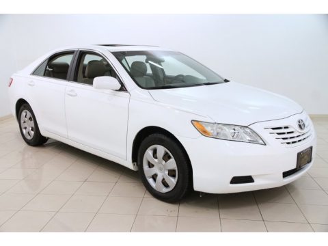Super White Toyota Camry LE.  Click to enlarge.
