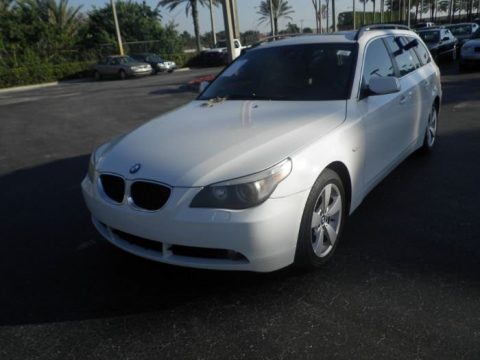 Alpine White BMW 5 Series 530xi Wagon.  Click to enlarge.