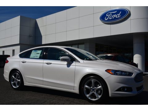 White Platinum Metallic Ford Fusion SE.  Click to enlarge.
