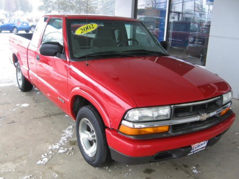 Victory Red Chevrolet S10 LS Extended Cab. Click to enlarge. Victory Red Chevrolet S10 LS Extended Cab. Click to enlarge.