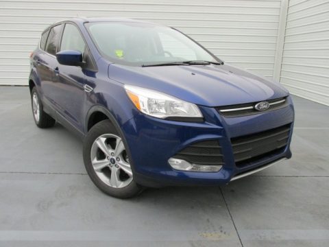 Deep Impact Blue Metallic Ford Escape SE.  Click to enlarge.