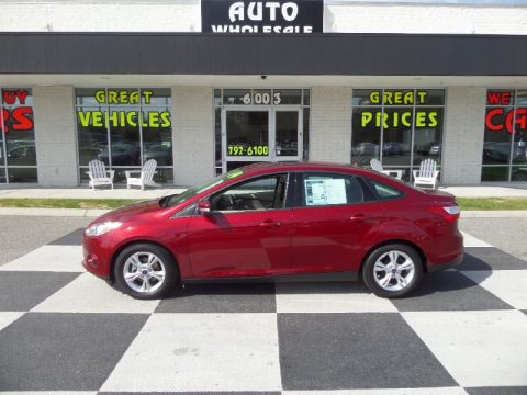 Ruby Red Ford Focus SE Sedan.  Click to enlarge.
