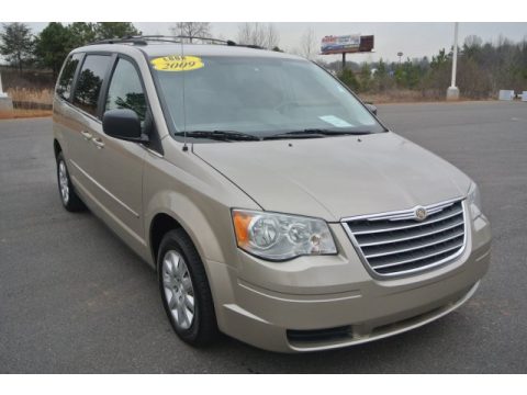 Light Sandstone Metallic Chrysler Town & Country LX.  Click to enlarge.