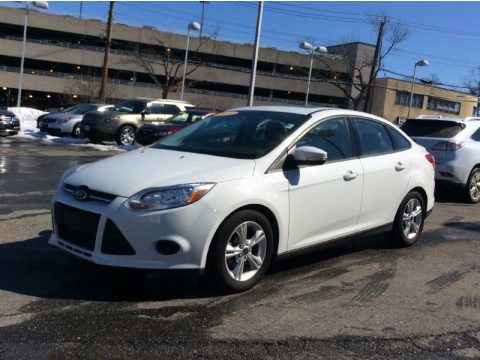 Oxford White Ford Focus SE Sedan.  Click to enlarge.