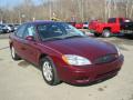 Front 3/4 View of 2006 Ford Taurus SEL #10