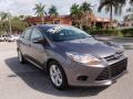 2014 Focus SE Sedan #1