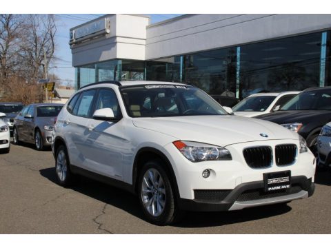 Alpine White BMW X1 xDrive 28i.  Click to enlarge.