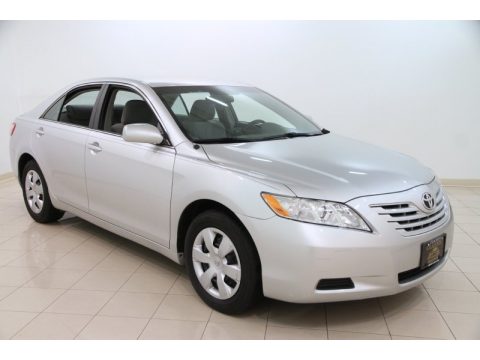 Classic Silver Metallic Toyota Camry LE.  Click to enlarge. Classic Silver Metallic Toyota Camry LE.  Click to enlarge.