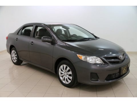 Magnetic Gray Metallic Toyota Corolla LE.  Click to enlarge.