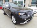 Front 3/4 View of 2014 Jeep Grand Cherokee Summit #5