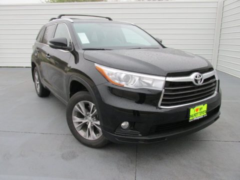 Attitude Black Metallic Toyota Highlander XLE.  Click to enlarge.
