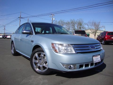 Light Ice Blue Metallic Ford Taurus Limited.  Click to enlarge.