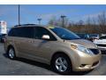 Front 3/4 View of 2013 Toyota Sienna LE #1
